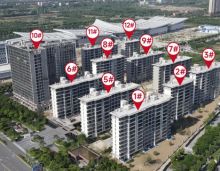 楚天&middot;利华一品工程进度展示：10#楼外立面装饰施工中；2、3#楼室内公区装饰施工中；7#楼外窗玻璃安装进行中；8#楼外立面装饰施工中；9#楼室内顶棚腻子施工中；11#楼室内公区贴砖施工进行中；12#楼室内公区装饰施工准备中；园区中心景观水景景石摆放施工中、乔木种植施工中