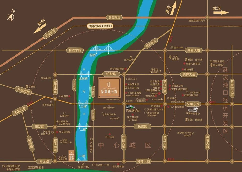 洪湖信泰御湖公馆位于洪湖市州陵大道三桥北100米(洪湖文化宫对面),占地面积63029.1㎡,建筑面积200531.3㎡,绿地率35.2%,规划户数1383户,开发商是湖北信泰置业有限公司洪湖分公司